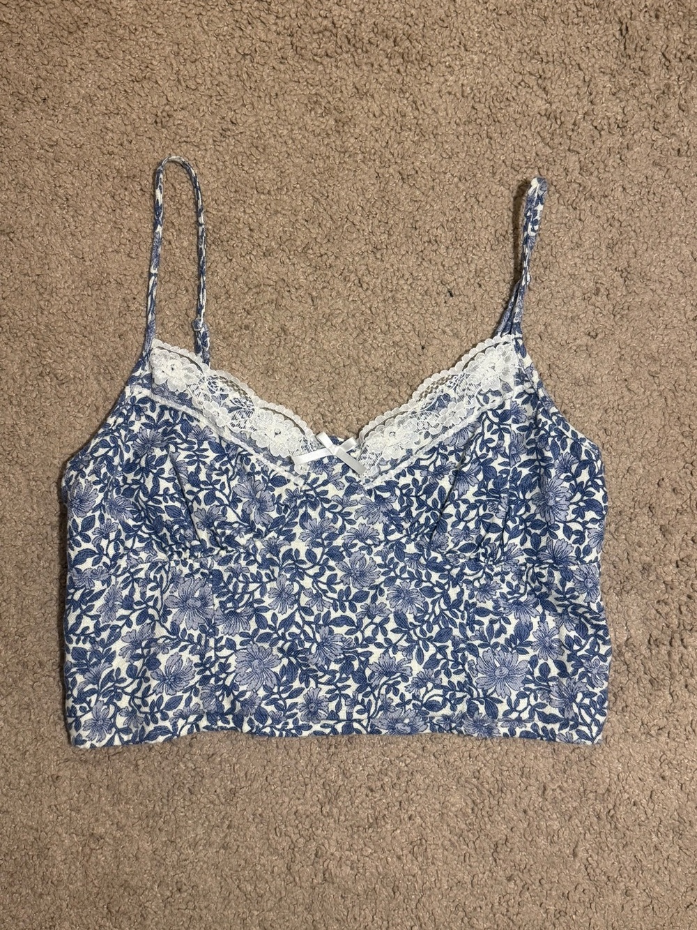 American Eagle Floral Lace Crop Top Size Medium Adjustable Straps